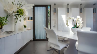 Luxury Villa Photo #30