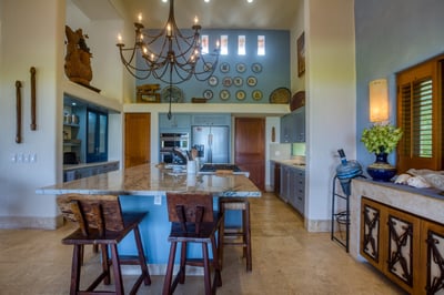 Luxury Villa Photo #14