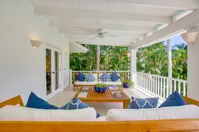 Luxury Villa Photo #25