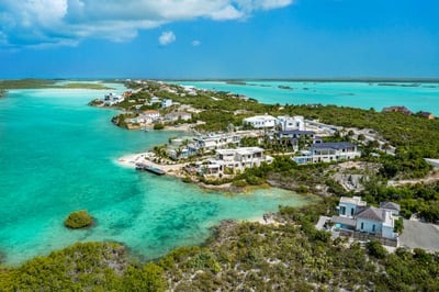 Luxury Villa Photo #37
