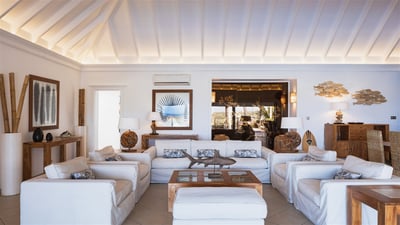 Luxury Villa Photo #22