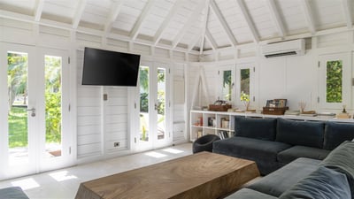 Luxury Villa Photo #45