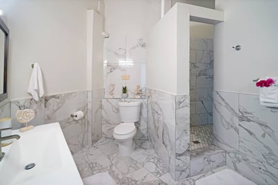 Luxury Villa Photo #35