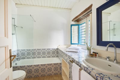 Luxury Villa Photo #35