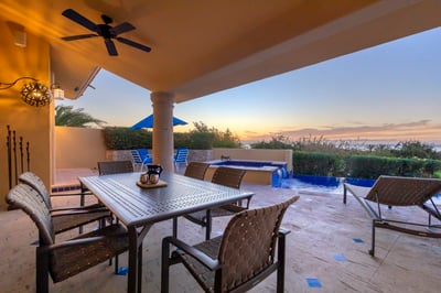 Luxury Villa Photo #11