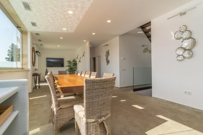 Luxury Villa Photo #10
