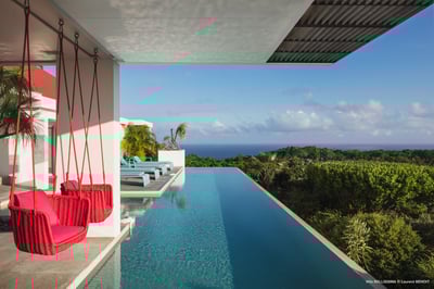 Luxury Villa Photo #3