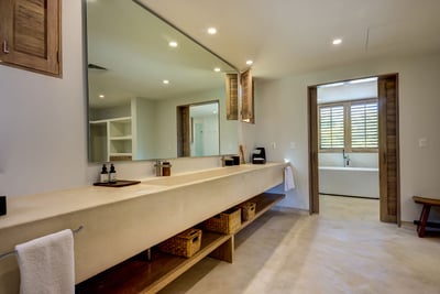 Luxury Villa Photo #21