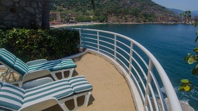 Luxury Villa Photo #8