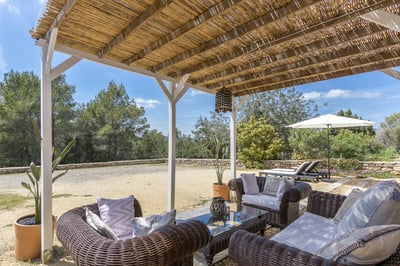 Luxury Villa Photo #18