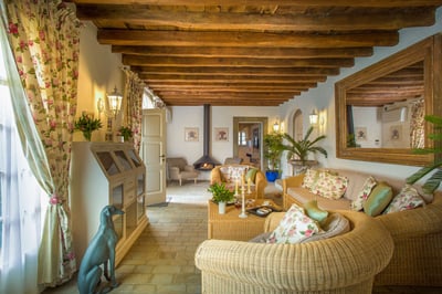 Luxury Villa Photo #9