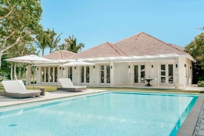 Luxury Villa Photo #6