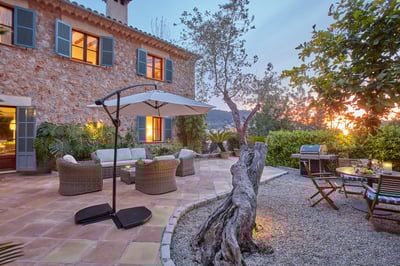 Luxury Villa Photo #7