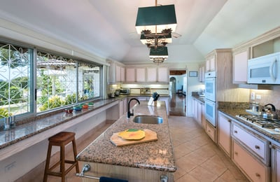 Luxury Villa Photo #5