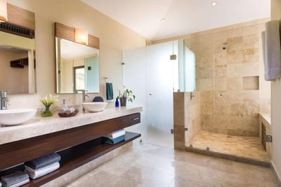 Luxury Villa Photo #15