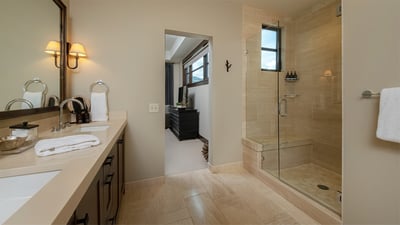 King Bedroom 2 ensuite