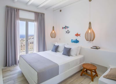 Luxury Villa Photo #30