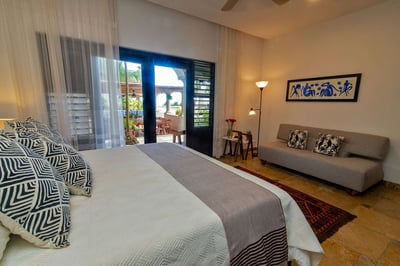 Luxury Villa Photo #27