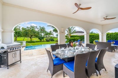 Luxury Villa Photo #9