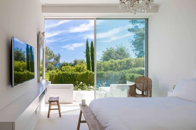 Luxury Villa Photo #15