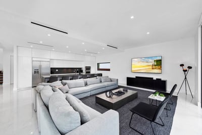 Luxury Villa Photo #16