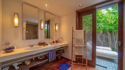 Luxury Villa Photo #56