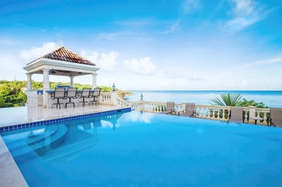 Luxury Villa Photo #8