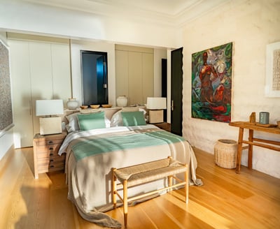 Luxury Villa Photo #4