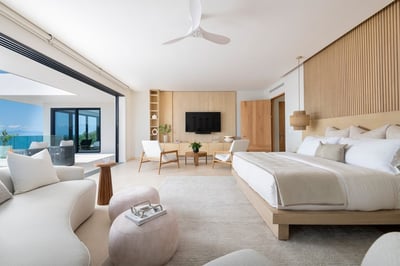 Luxury Villa Photo #27