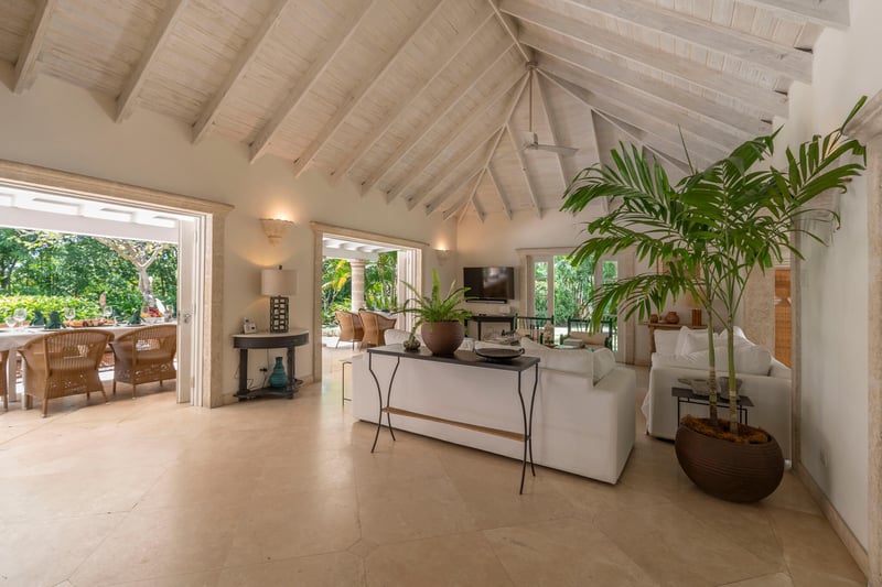 Bluff House and Cottage