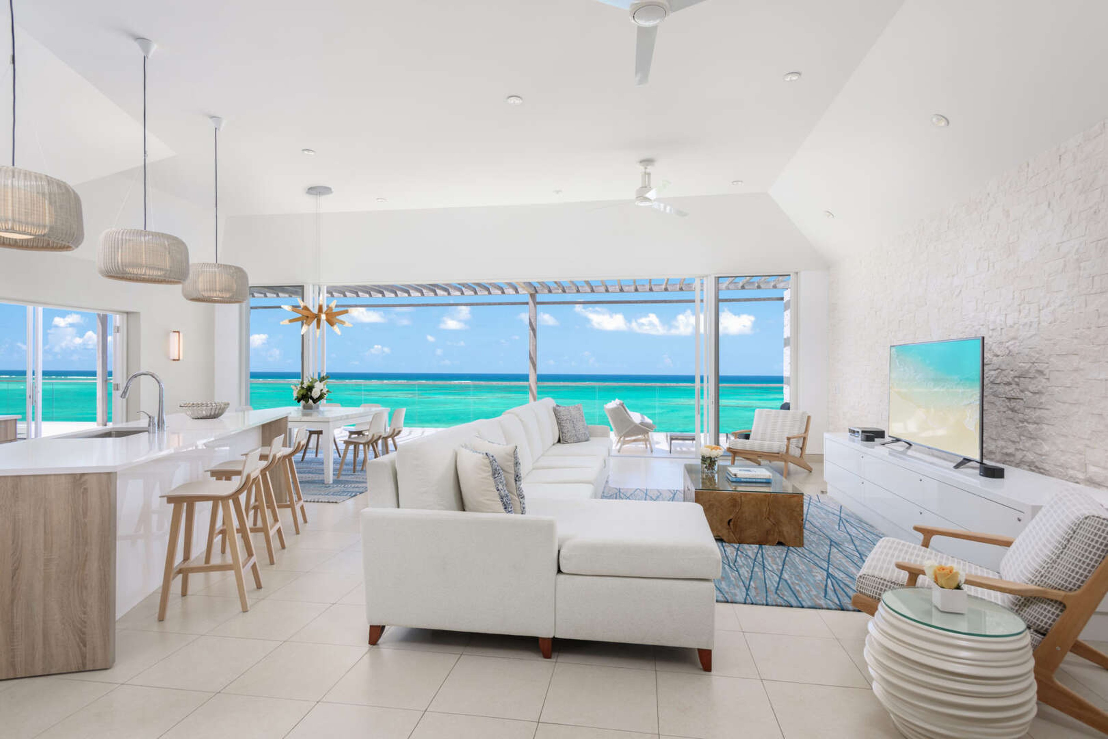 Oceanfront Penthouse - 7