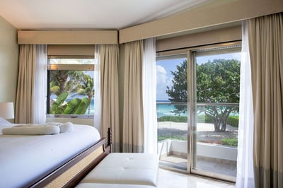 Luxury Villa Photo #14