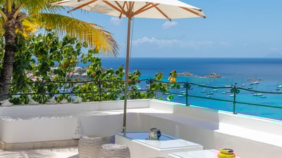 Luxury Villa Photo #17