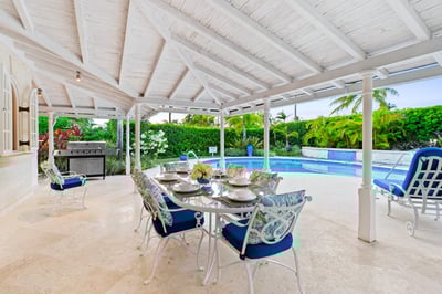Luxury Villa Photo #3