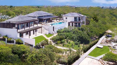 Luxury Villa Photo #2