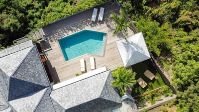 Luxury Villa Photo #6
