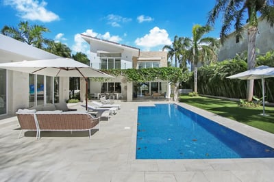 Luxury Villa Photo #4