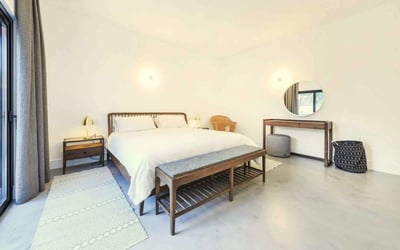 Luxury Villa Photo #16