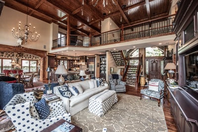 Luxury Villa Photo #16