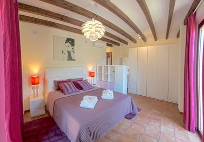 Luxury Villa Photo #31
