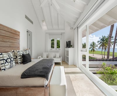 Luxury Villa Photo #21