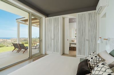 Luxury Villa Photo #64