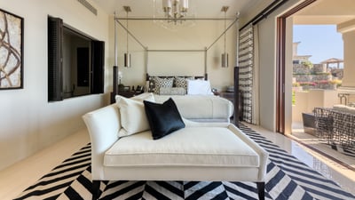 Luxury Villa Photo #42