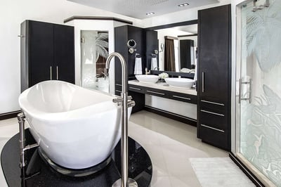 Luxury Villa Photo #30