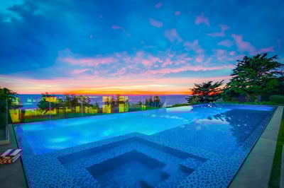Luxury Villa Photo #3