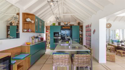 Kitchen: On the upper level, opening on the great living-room. Modern and fully equipped kitchen, ga