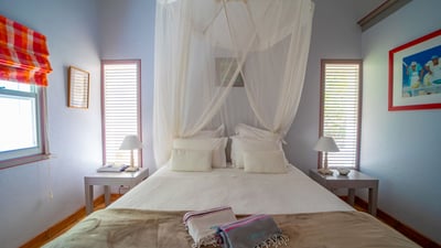 Luxury Villa Photo #33