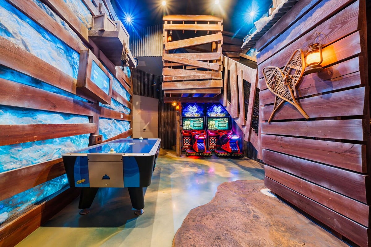 Majestic Mirage Estate