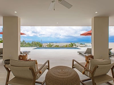 Luxury Villa Photo #8