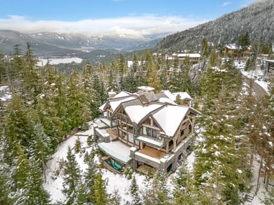 Luxury Villa Photo #2